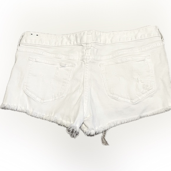 Express White Cut-Off Shorts - Picture 2 of 3